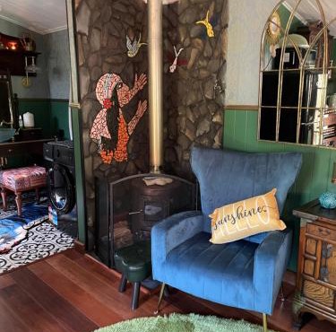 Eden's Studio with private garden setting