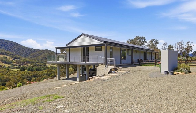 Eildon Valley Views - in the heart of the scenic Eildon Valley