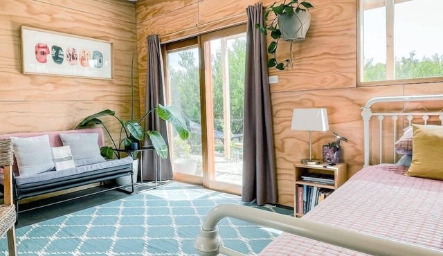 Escape to a Peaceful Eco Studio in Private Garden