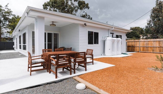 Exquisitely Spacious 3-Bed Home