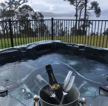 Fairwinds Tasmania