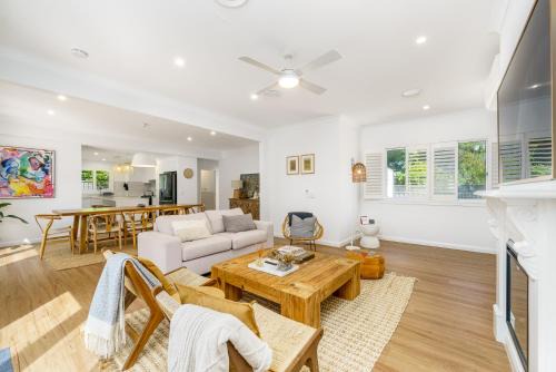 Fully renovated and stylish home in Narrabundah - Hosted by Canstay