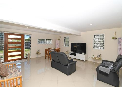 GetAwayStay - 3BR - Aircon - WiFi - Smart TV