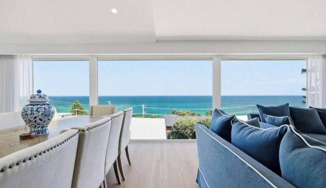 Glass House Retreat at Forresters