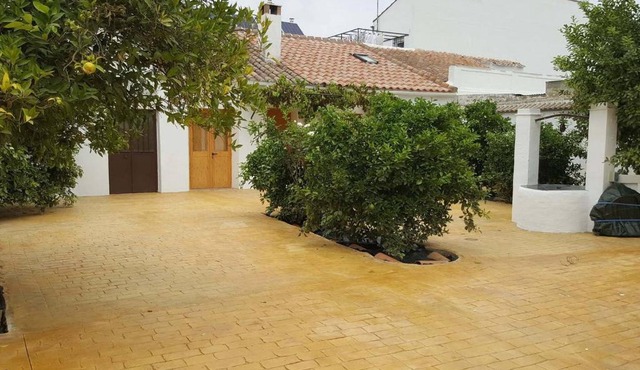 GRAN CASA RURAL CON PATIO EN ENCINAREJO DE CÓRDOBA
