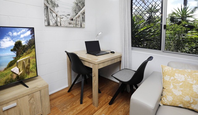 Ground Floor Easy Unit Close to City 4