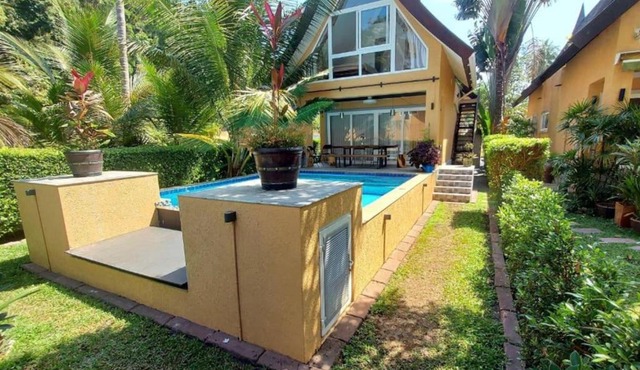 Halfmoonpoolvilla Koh Chang in Ban Khlong Son