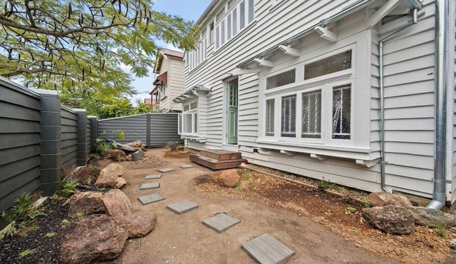 Heritage Family Home|Heart of West End|CBD & River