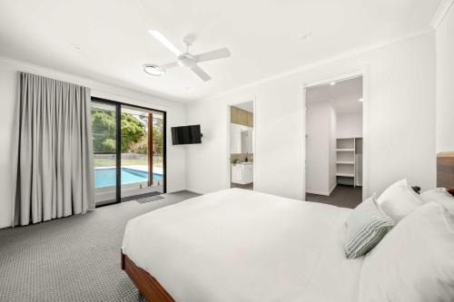 Hinterland Haven - Pool & Lush Surrounds