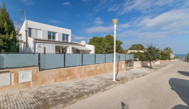 Holiday House with pool only 400m to the beach, Son Serra de Marina, Mallorca