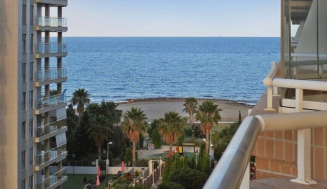 Holiday Home 'Escapada Ideal En Oropesa' with Sea Views, Wi-Fi and Air Conditioning in Oropesa