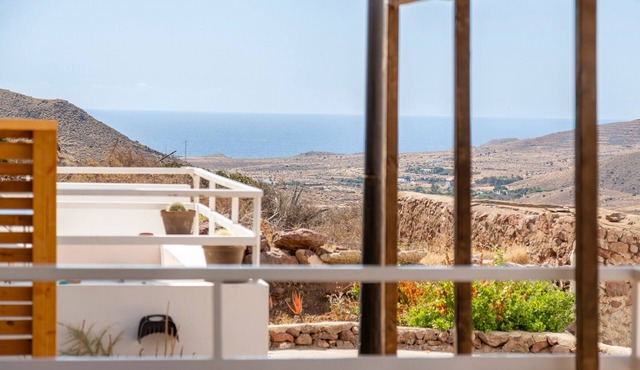 Holiday Home 'Rous' with Sea Views, Private Pool and Wi-Fi