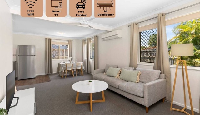 Homely Getaway at Acacia Ridge 2B1B/AC1