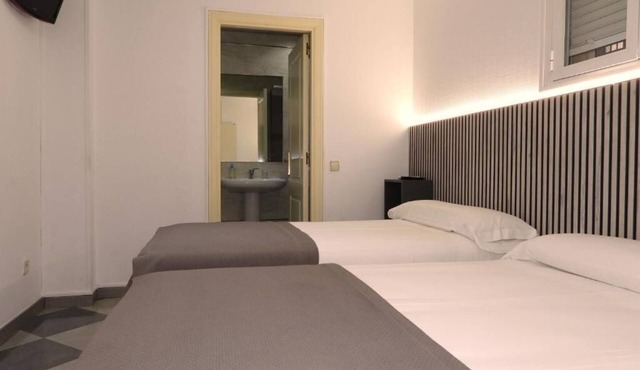 Hostal Henares
