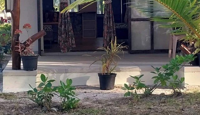 House facing the Tikehau lagoon