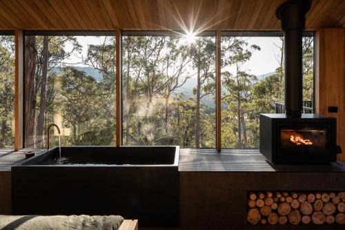 Hunter Huon Valley Cabin Three