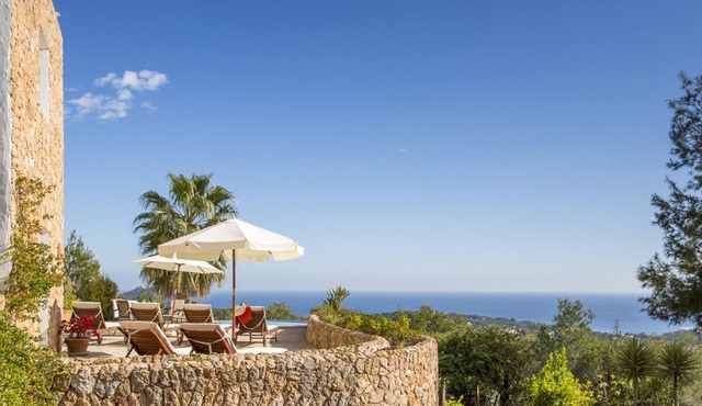 Ibiza Finca holiday with breathtaking panoramic sea views