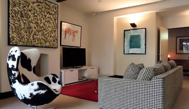 Inner City Deluxe Accommodation
