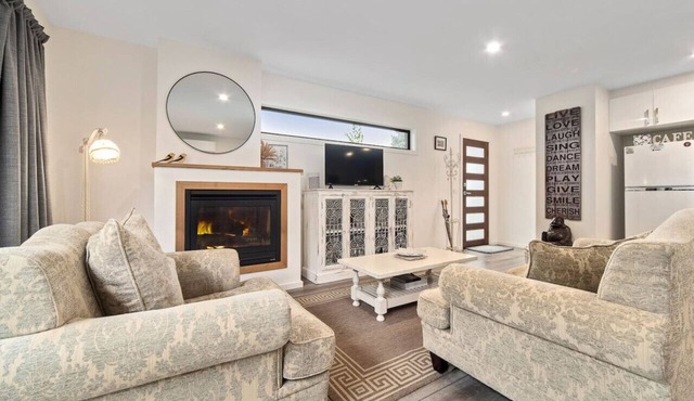 Joan`s Beach Cottage