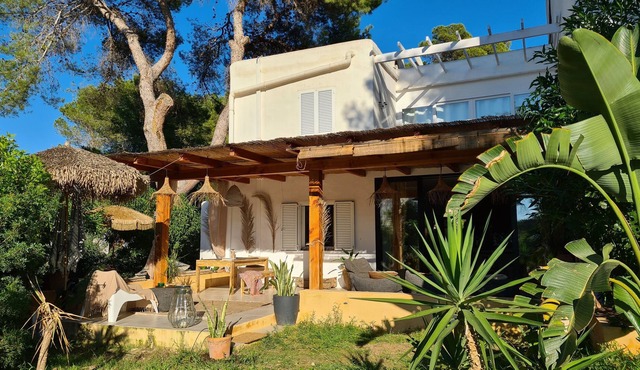 La Pause, apartment 2 bedrooms 2 bathrooms on the garden level Cala Vadella