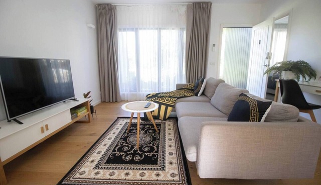 Lakes Edge 1 - 2BR Close to Lake