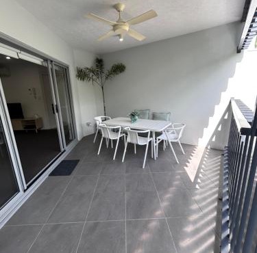Location, location, location - very large apartment