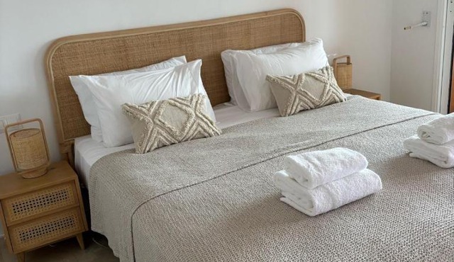 Los Granados Stunning 2 Bed Beach Apartment