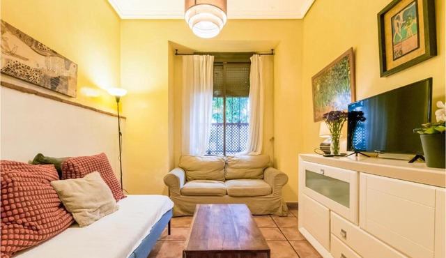 Lovely Apartment In Cordoba With Wifi