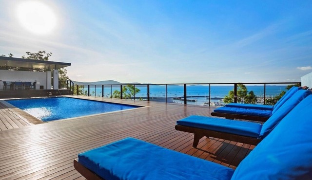 Luxury Family Escape with Stunning Ocean Views & Huge Pool