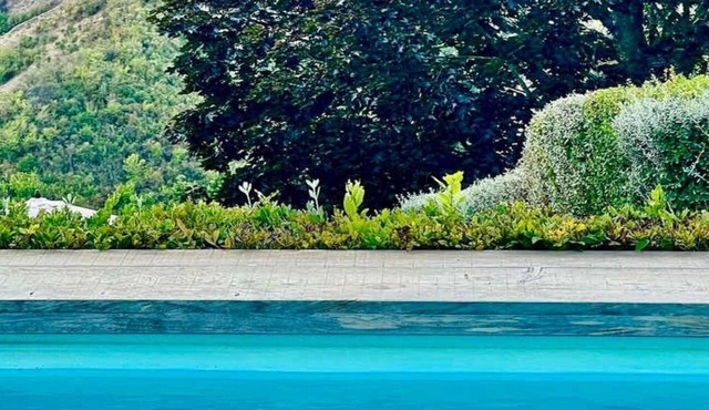 Luxury Villa w/Spa, Pools & Winery - Tuscany Border in Vaiano