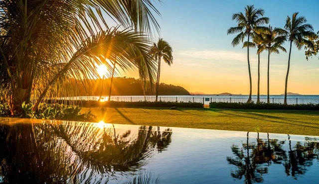 Luxury Villas Azure (Walk to Beach)
