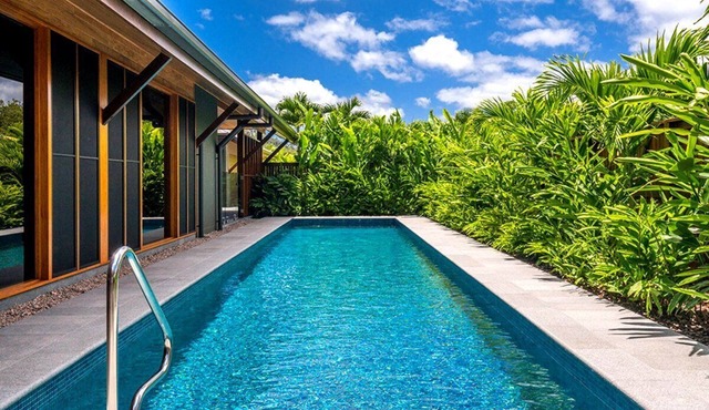 Luxury Villas Sapphire (Heated Pool)
