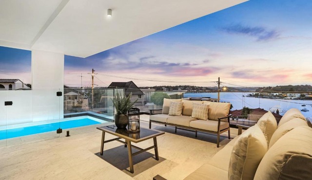 Luxury Waterside Home