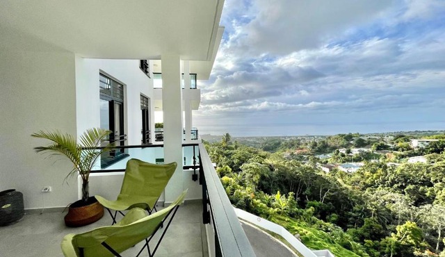 Mititai condo sea view & pool the quiet place near the airport