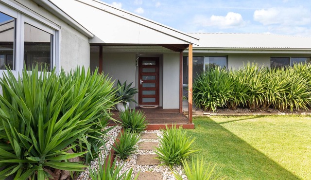 Modern house walking distance to city centre