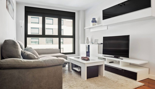 Moderno apartamento cerca del retiro con parking