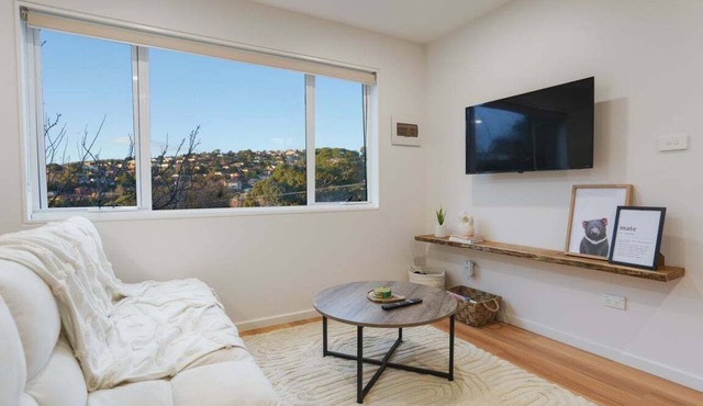 Mt View Newly Built Home w/Queen Bed - 5km CBD