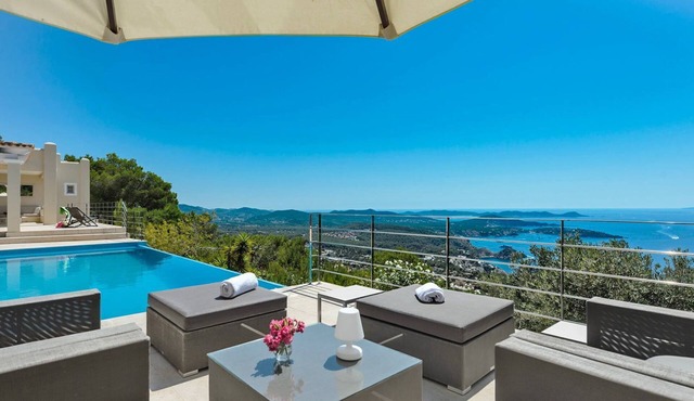 My Rental Homes - Villa Beleza with private pool, up to 8 guests