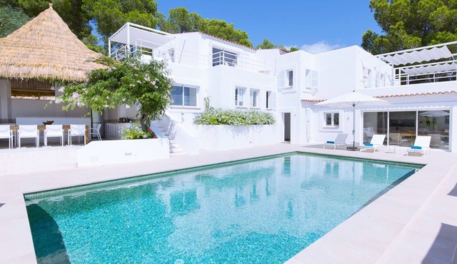 My Rental Homes - Villa Jules with private pool, sea view and garden