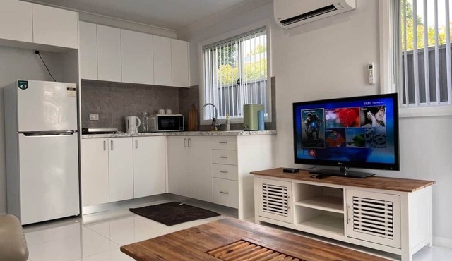 New 1BR1B Guests Room+Free parking|Hospital nearby in North Parramatta