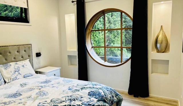 *NEW* STUNNING Peninsula 'Poplar Cottage' close to beaches/wineries in Tyabb