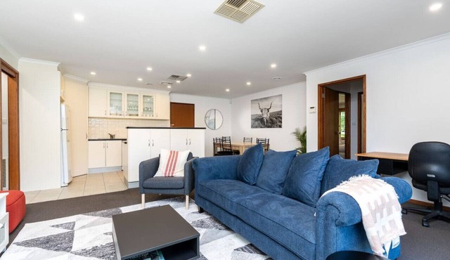 New to VRBO: Spacious 2BR Home in Tranquil Leafy Neighborhood