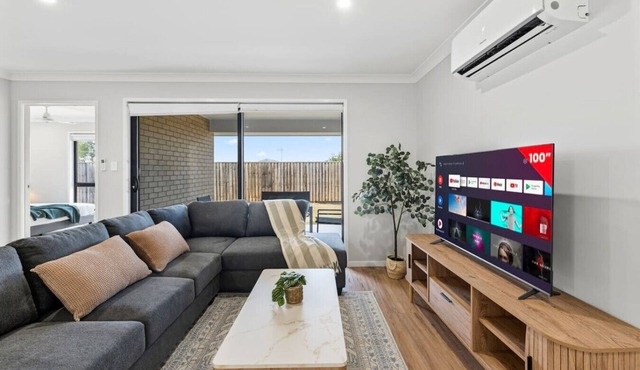 Newly Furnished Stylish 4BR Getaway with Patio