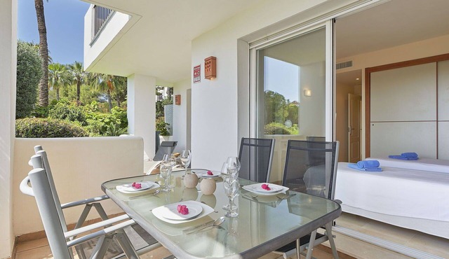 Nice apartment for 6 guests with pool, WIFI, A/C, TV, terrace and pets allowed