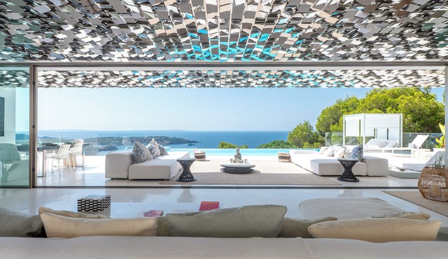 Oasis of Luxury & Style, Premier Gated Community, Incredible Vibe, Sea Views