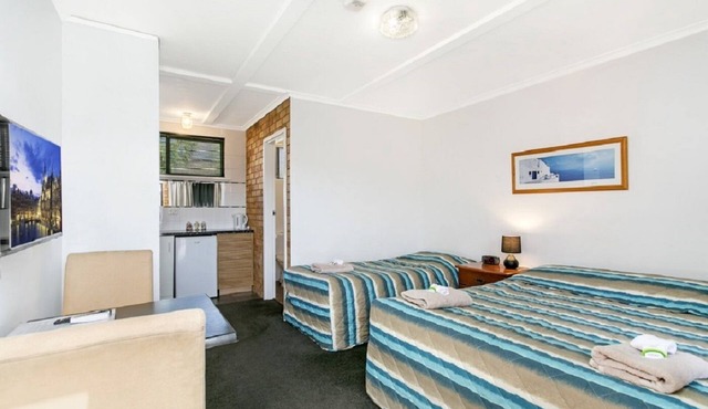 Ocean Crest Motel