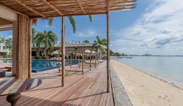 Olive 1 Bedroom Beachfront