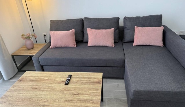 ONE BEDROOM FLAT .