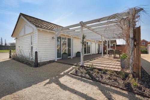 Orchard Cottage in Saint Osyth