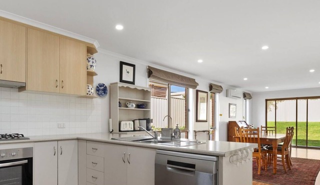 Pacific Princess ~ Sellicks Beach - A great home for a family holiday